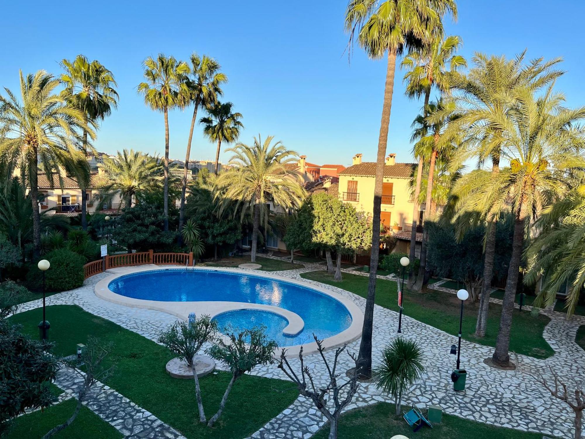 Adosado En Denia Con Gran Jardin Villa Bagian luar foto