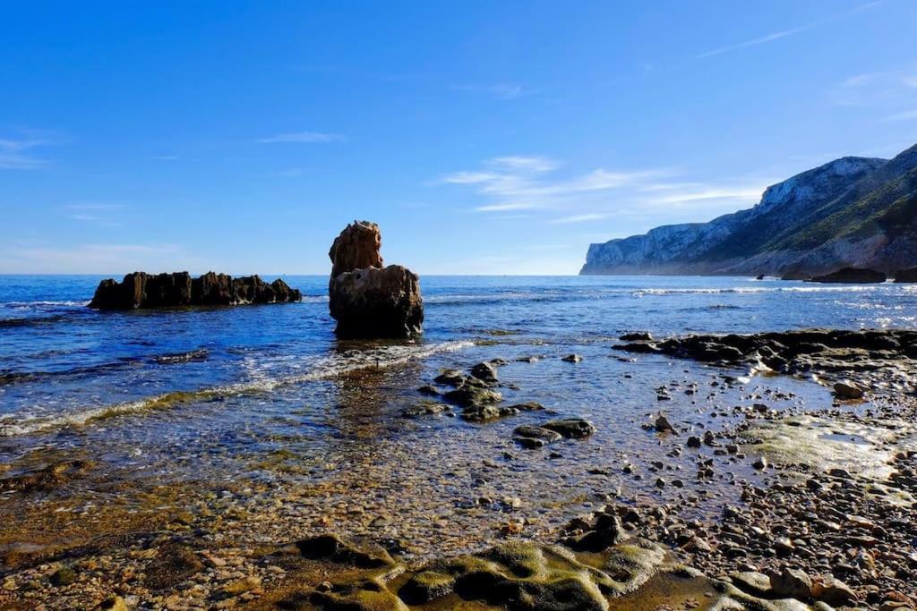 Adosado En Denia Con Gran Jardin Villa Bagian luar foto